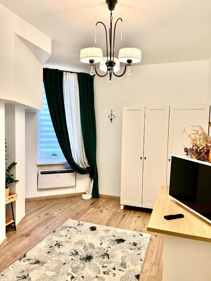 Green Apartment Riga Exterior photo